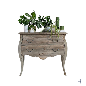 Charmant Chester/Dresser