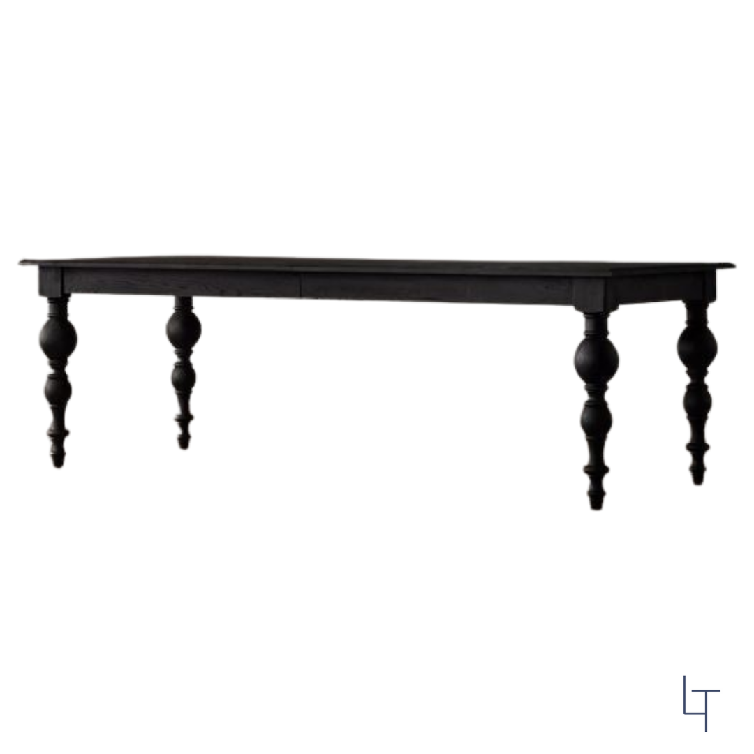 Aux Raisins Dining Table