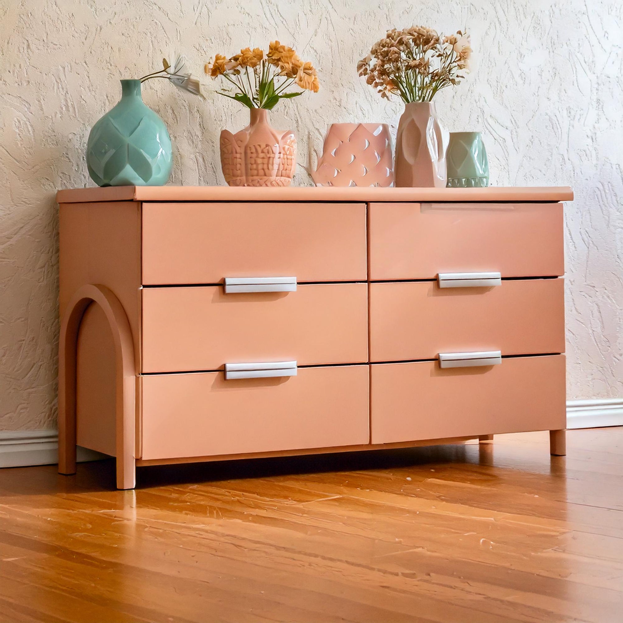 Fency Chester/Dresser